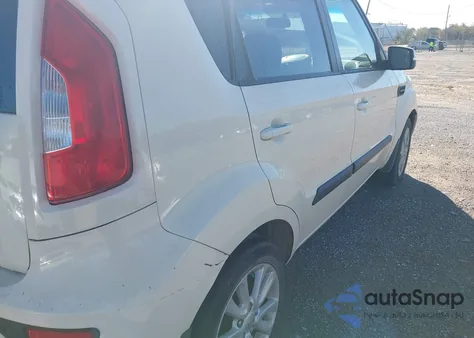2013 Kia Soul + from USA, damaged, VIN KNDJT2A68D7582002